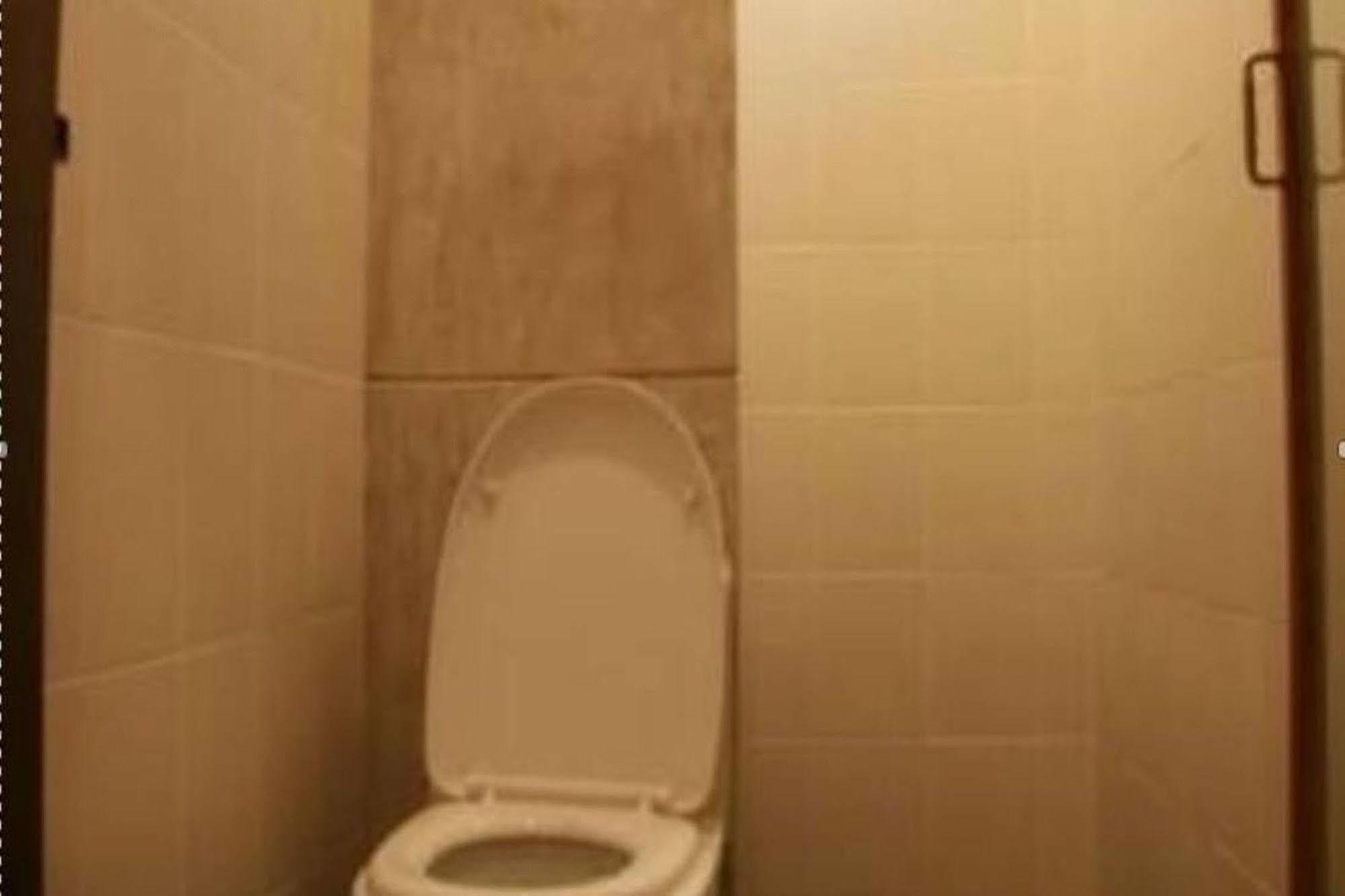 Baan Ma Feung Guesthouse Канчанабури Екстериор снимка