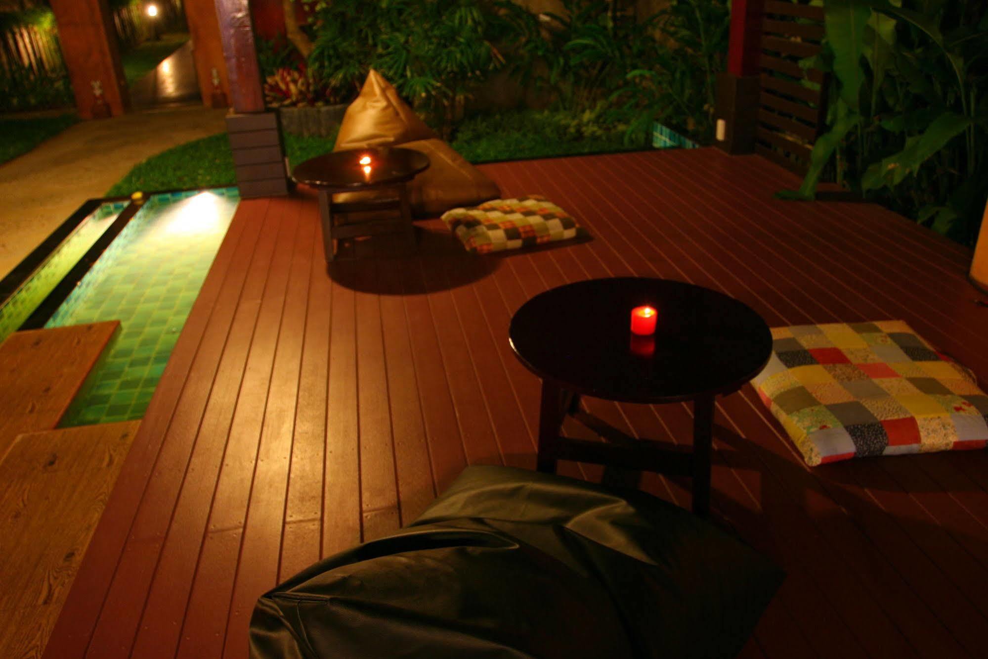 Baan Ma Feung Guesthouse Канчанабури Екстериор снимка